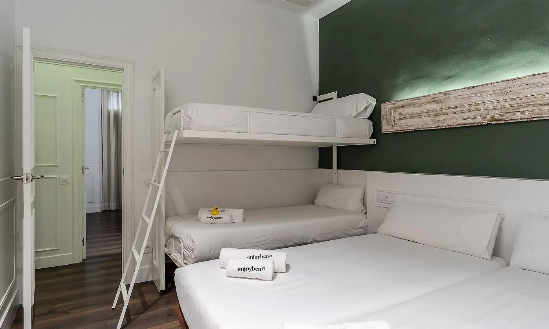 Enjoybcn Tallers Apartment Barcelona